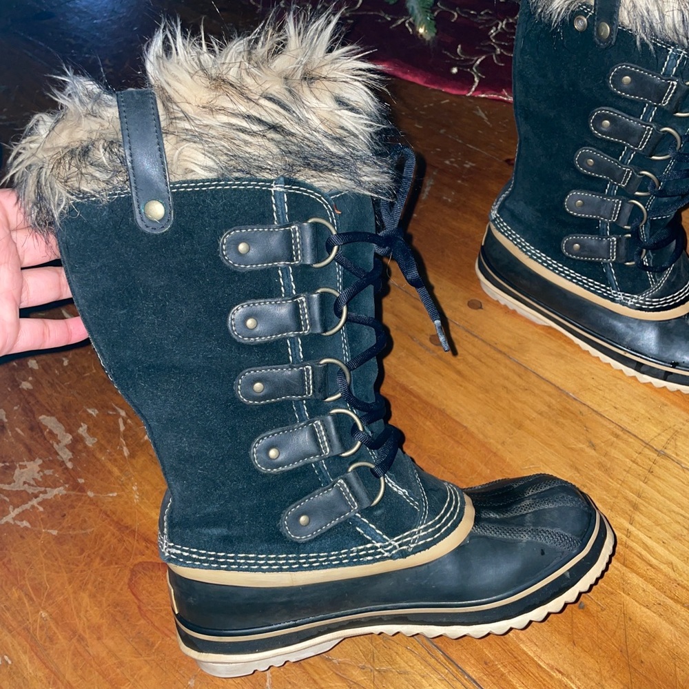 Sorel Joan of arctic tall lace fur boots